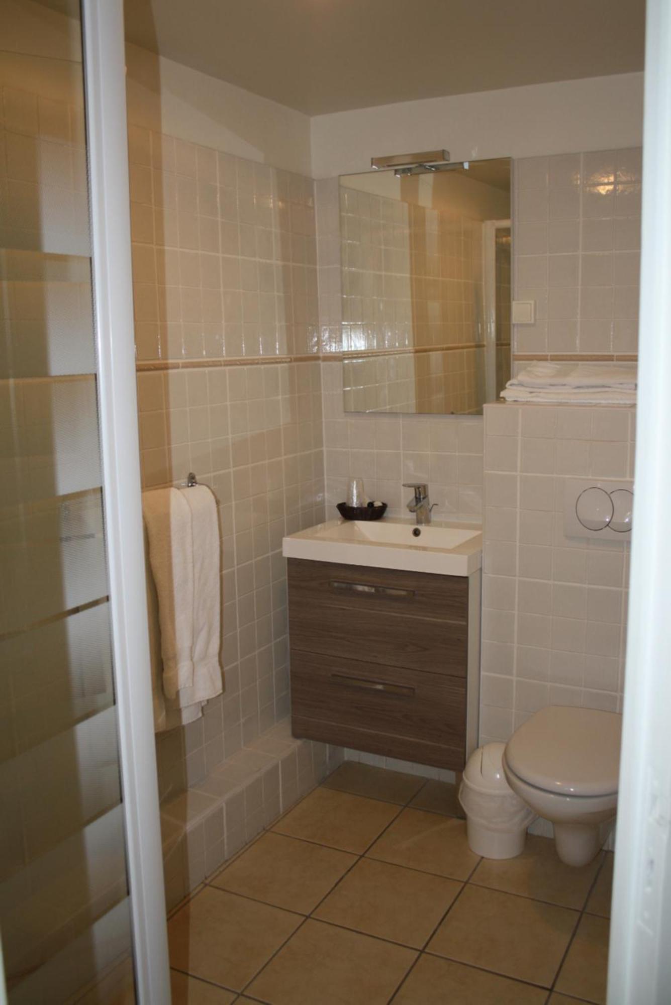 Hotel De La Rhune Ascain Room photo